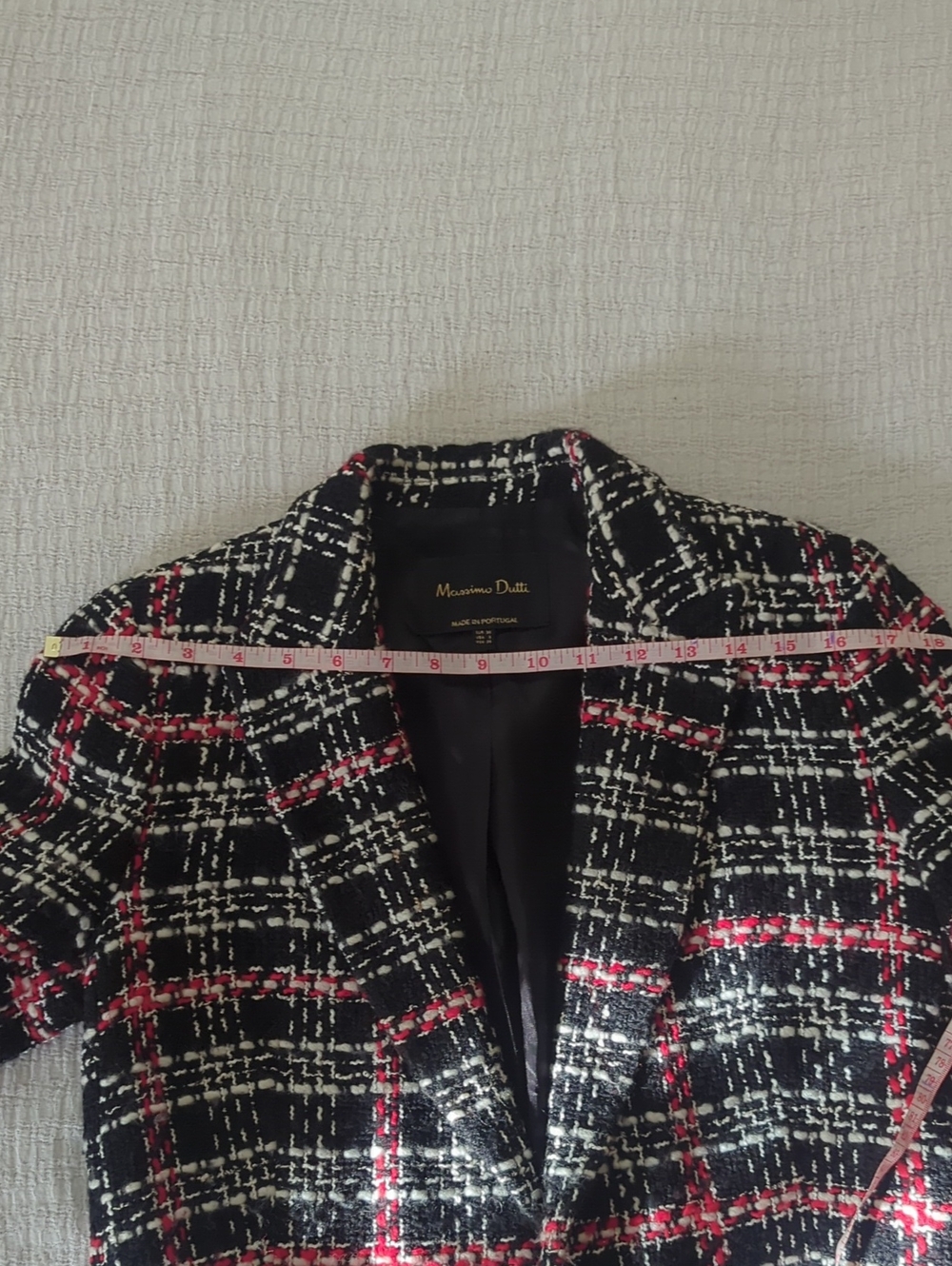 Massimo Dutti Women's Black and Red Plaid Coat - Picture 10 of 13